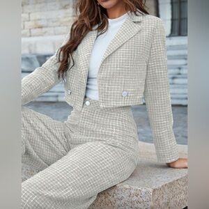 Chic Cream Tweed Suit Set